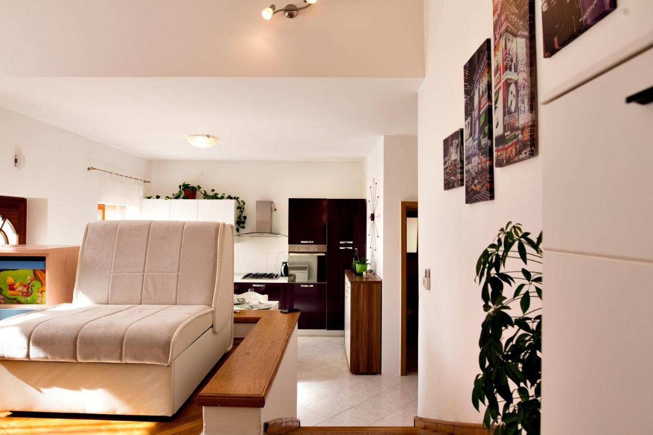 Petar Pan Apartment Šibenik Exterior foto